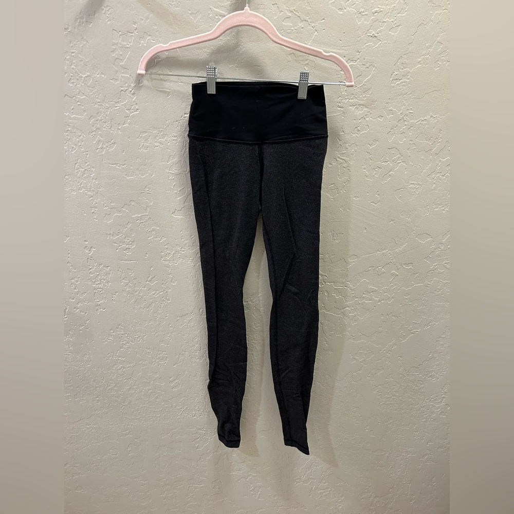 Lululemon Black and Gray Wonder Under full length leggings